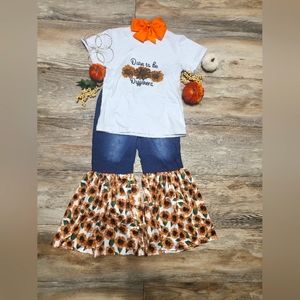 "Dare To Be Different " Sunflower top and matching 🌻 pants